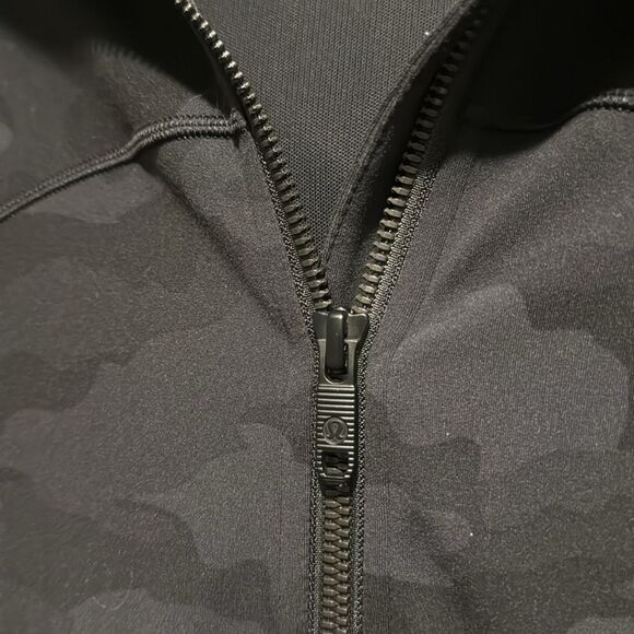 Lululemon | Hooded Define Jacket | Size 10 - Picture 7 of 13